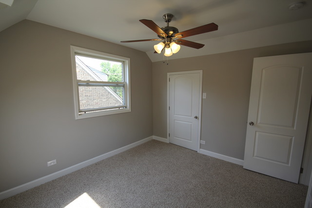9613 S Emerald Ave, Chicago, IL 60628 photo 14