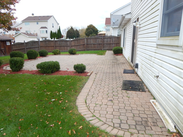 1039 Trillium Ln, Bartlett, IL 60103 photo 18
