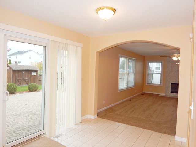 1039 Trillium Ln, Bartlett, IL 60103 photo 7