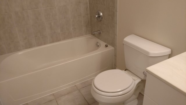 660 Mchenry Rd #403, Wheeling, IL 60090 photo 10
