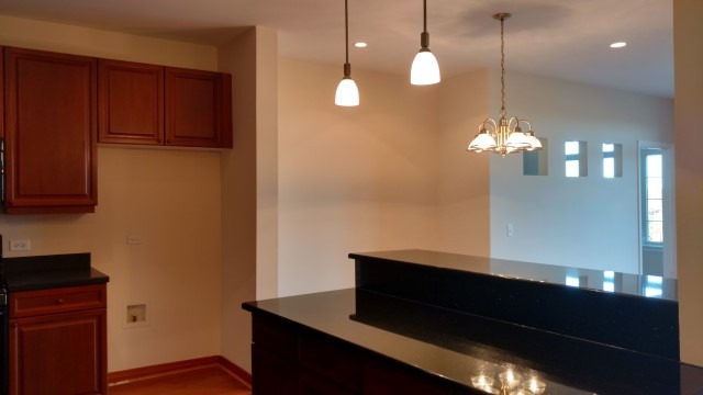 660 Mchenry Rd #403, Wheeling, IL 60090 photo 4