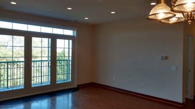 660 Mchenry Rd #403, Wheeling, IL 60090 photo 2