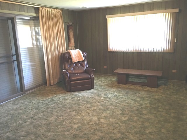 9328 Clancy Dr, Des Plaines, IL 60016 photo 10