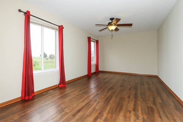531 Ramsden Rd, Plano, IL 60545 photo 9
