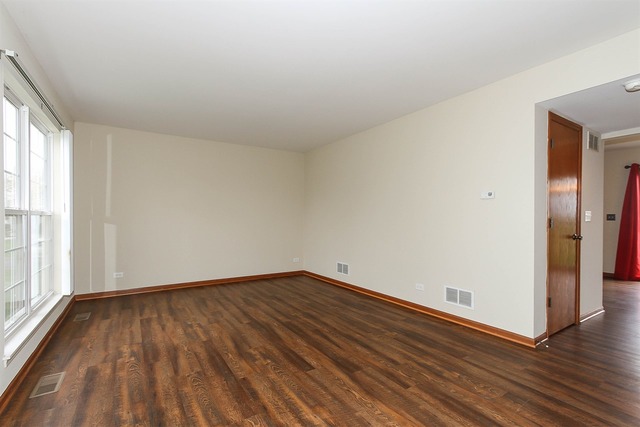 531 Ramsden Rd, Plano, IL 60545 photo 2
