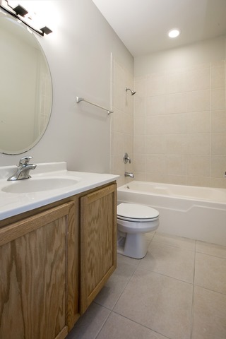 2340 E 71st St #A, Chicago, IL 60649 photo 11