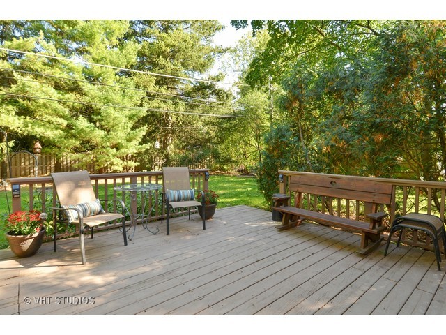 1043 Gladish Ln, Glenview, IL 60025 photo 20