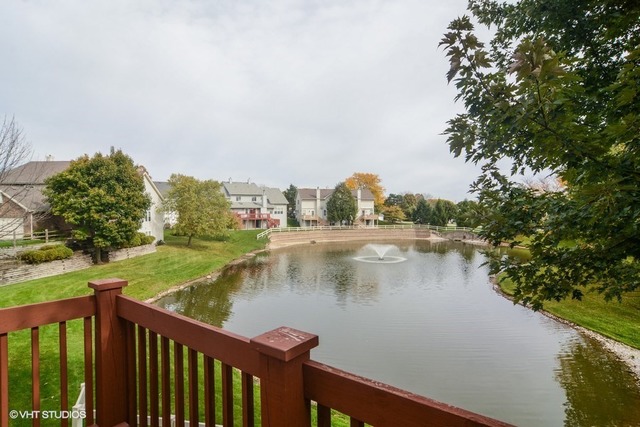 587 Edington Ln, Gurnee, IL 60031 photo 22