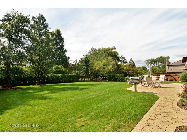 4341 Phyllis Dr, Northbrook, IL 60062 photo 18