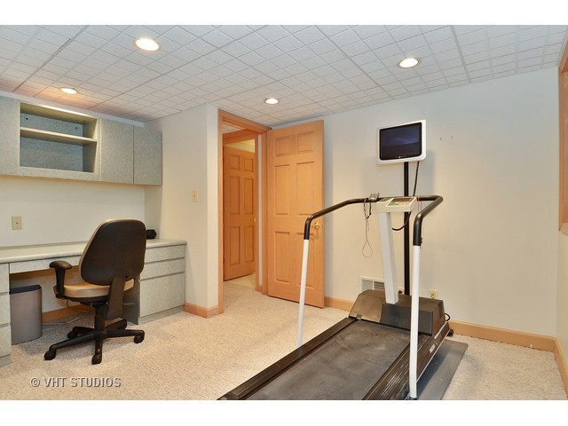 4341 Phyllis Dr, Northbrook, IL 60062 photo 16