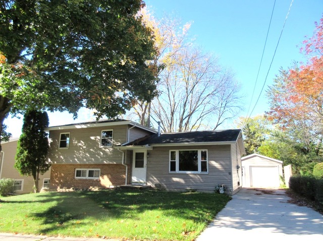 803 6th Ave, Dixon, IL 61021 photo 1