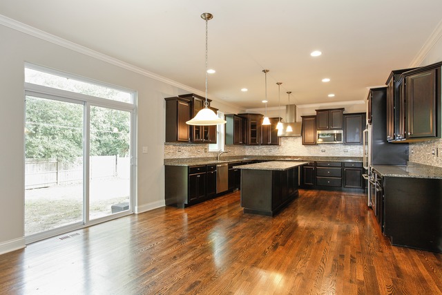 315 Brookside Cir, Wheaton, IL 60187 photo 4