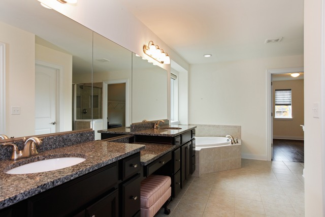 315 Brookside Cir, Wheaton, IL 60187 photo 9