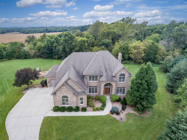 40 W715 Quiet Trl, Elgin, IL 60124 photo 1