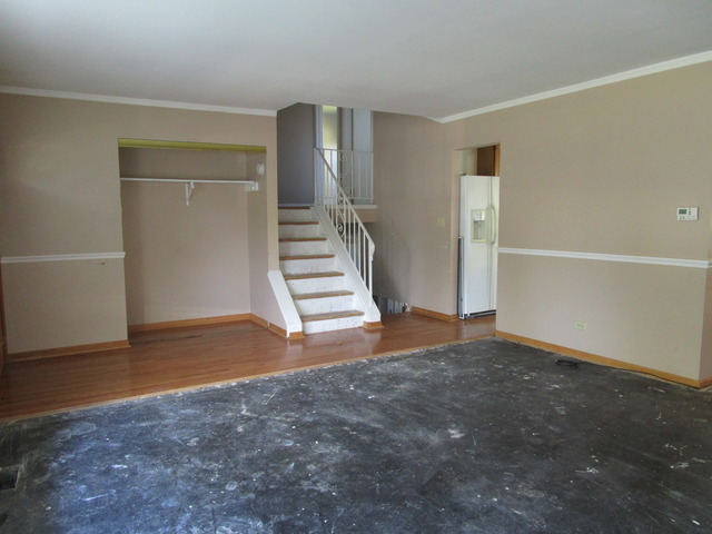 1067 Yorkshire Dr, Hanover Park, IL 60133 photo 6