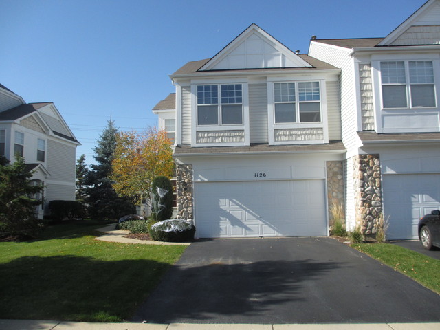 1126 Delta Dr, Elgin, IL 60123 photo 1