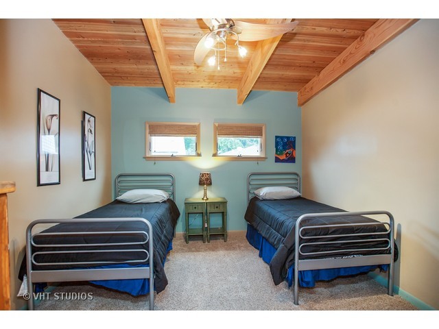 2412 Orchard Beach Rd, Mchenry, IL 60050 photo 9