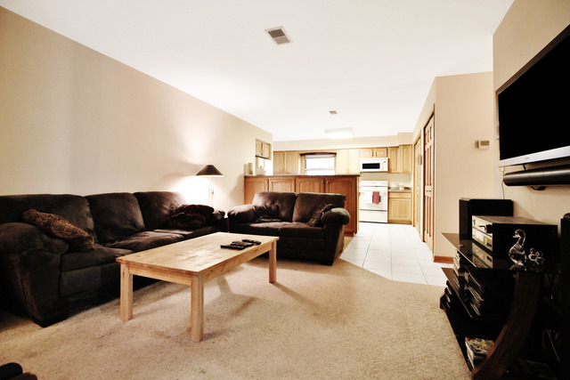 128 Wilshire Dr, Wheeling, IL 60090 photo 8