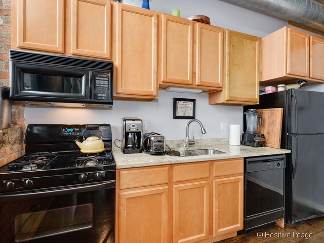215 N Aberdeen St #404A, Chicago, IL 60607 photo 7