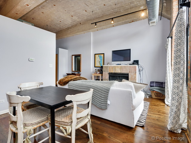215 N Aberdeen St #404A, Chicago, IL 60607 photo 5