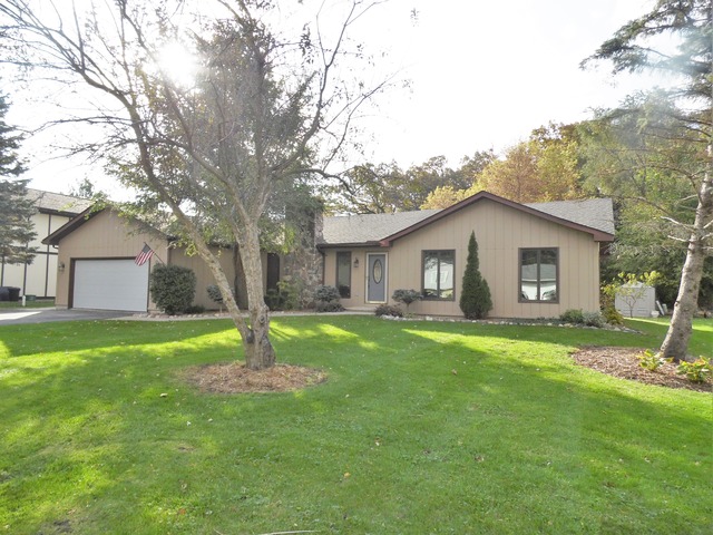 3901 Anne St, Mchenry, IL 60050 photo 1