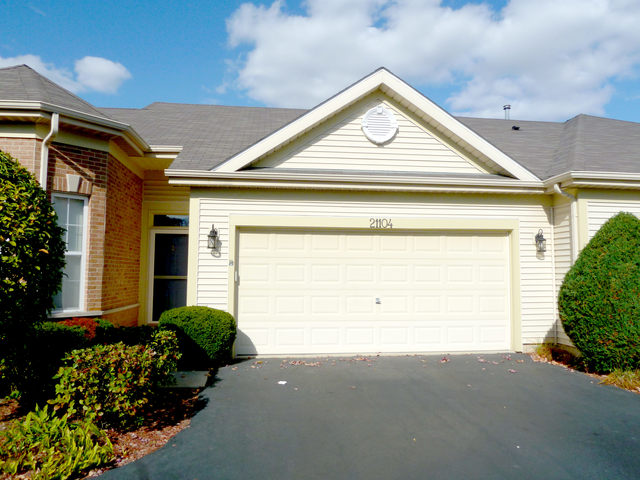 21104 W Braxton Ln, Plainfield, IL 60544 photo 1