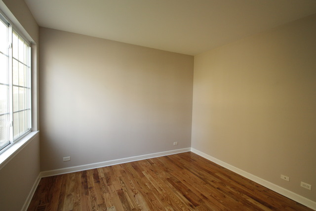 5814 Red Oak Dr, Hoffman Estates, IL 60192 photo 10