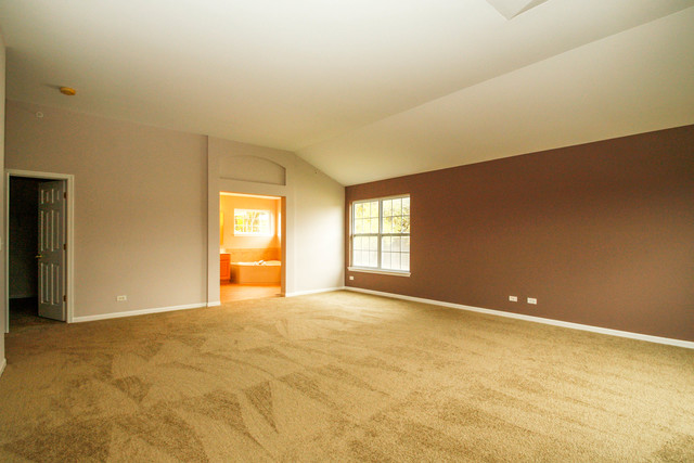 5814 Red Oak Dr, Hoffman Estates, IL 60192 photo 11