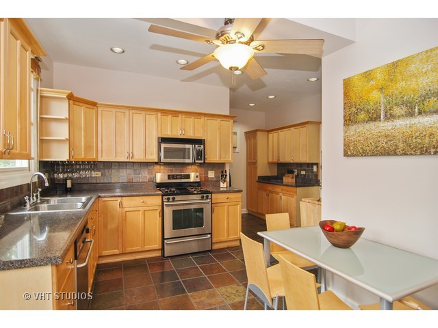 114 Lathrop Ave, Forest Park, IL 60130 photo 4