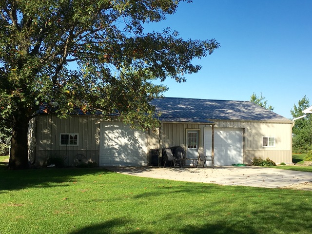 3153 E 15th Rd, Ottawa, IL 61350 photo 2