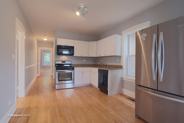 2316 N Parkside Ave, Chicago, IL 60639 photo 8