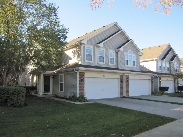 372 E Haver Hill Ct, Itasca, IL 60143 photo 1