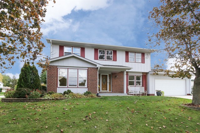 735 Dixon Ct, Hoffman Estates, IL 60192 photo 1