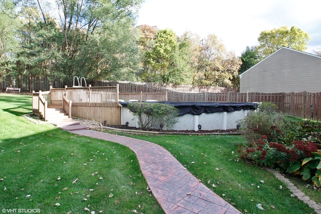 1715 Dana, Algonquin, IL 60102 photo 14