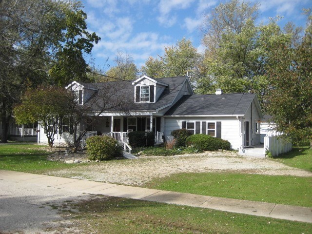 514 W 3rd St, Braidwood, IL 60408 photo 1