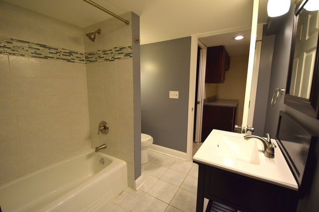 141 N Marion Ave, Bartlett, IL 60103 photo 16