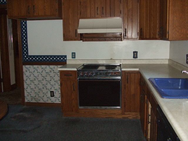 301 E Maple St, Chatsworth, IL 60921 photo 8