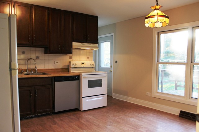 6109 Hillcrest Rd, Cary, IL 60013 photo 3