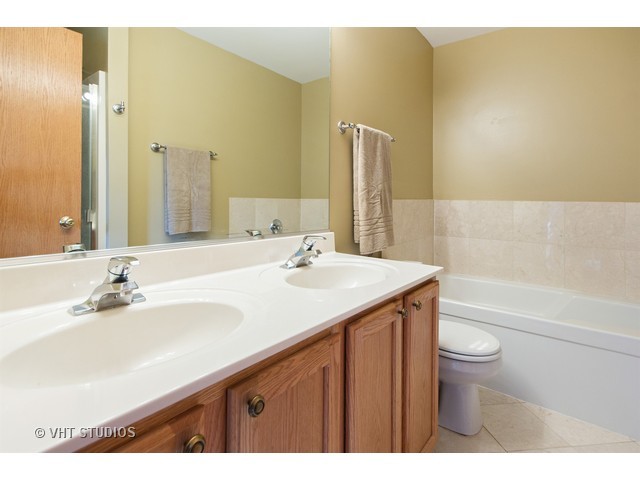2205 Covington Ln, Plainfield, IL 60586 photo 12