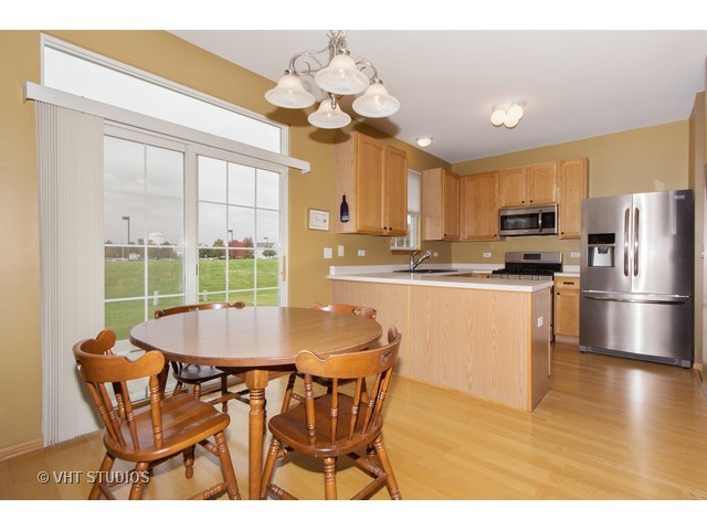 2205 Covington Ln, Plainfield, IL 60586 photo 6