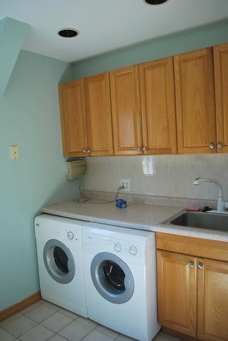 2046 Parkview Cir E, Hoffman Estates, IL 60169 photo 15