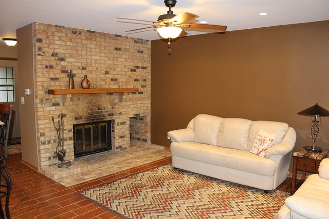 16066 Ridgewood Dr, Morrison, IL 61270 photo 2