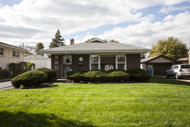 502 Maple Ln, Hillside, IL 60162 photo 1