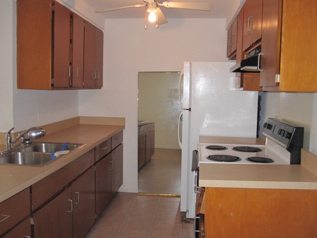 8901 Robin Dr #B, Des Plaines, IL 60016 photo 6