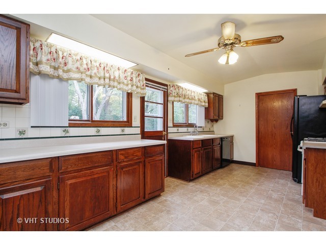 35455 N 1st Ave, Ingleside, IL 60041 photo 4