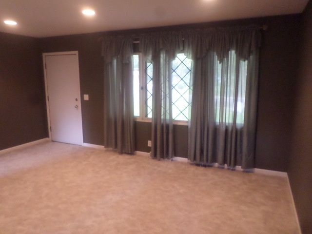 58 Hampton Rd, Montgomery, IL 60538 photo 5