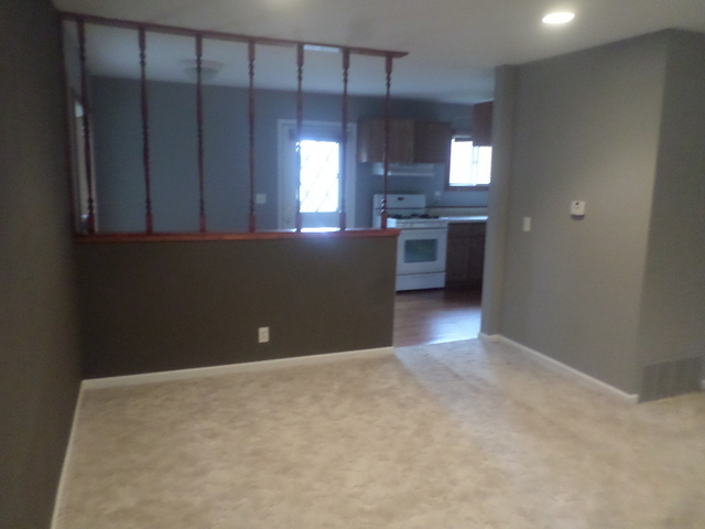 58 Hampton Rd, Montgomery, IL 60538 photo 6