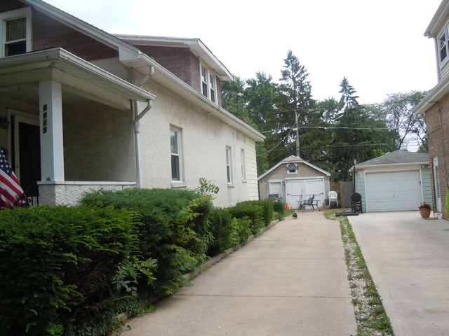 8019 44th Ct, Lyons, IL 60534 photo 3