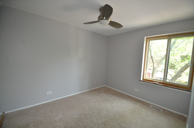 425 Elm St #5E, Deerfield, IL 60015 photo 9