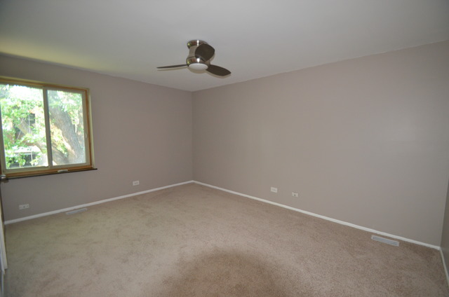 425 Elm St #5E, Deerfield, IL 60015 photo 7